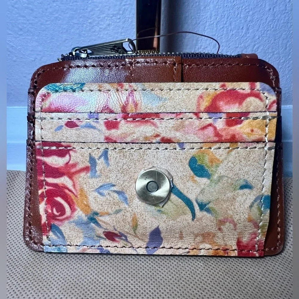 NWT Patricia Nash Cassis Leather ID Wallet- Aegean Bloom